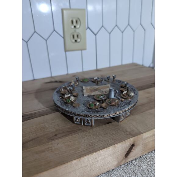 Hamilton Collection Crescent Moon Table Knights of the Dragon's Round Table Flaw - Picture 3 of 6